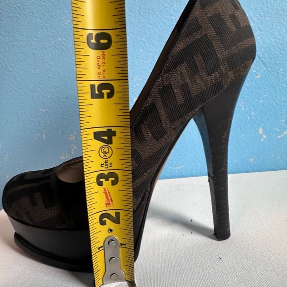 FENDI PUMP PLATFORM HEELS size 36 - Picture 6 of 8